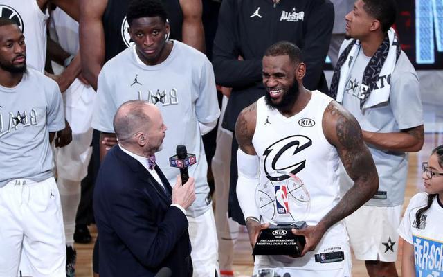 关于纽约尼克斯内部会议纪要流出：集结日手感冰凉，全明星赛使命明确，赛季目标并未改变的信息-爱游戏全站