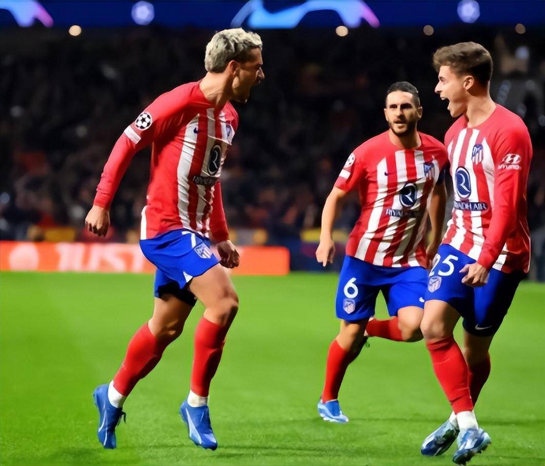 赛地聚焦——荷甲窗口期热度飙升；拉齐奥豪取连胜；悬念犹存；临场指挥获称赞的简单介绍-爱游戏网站