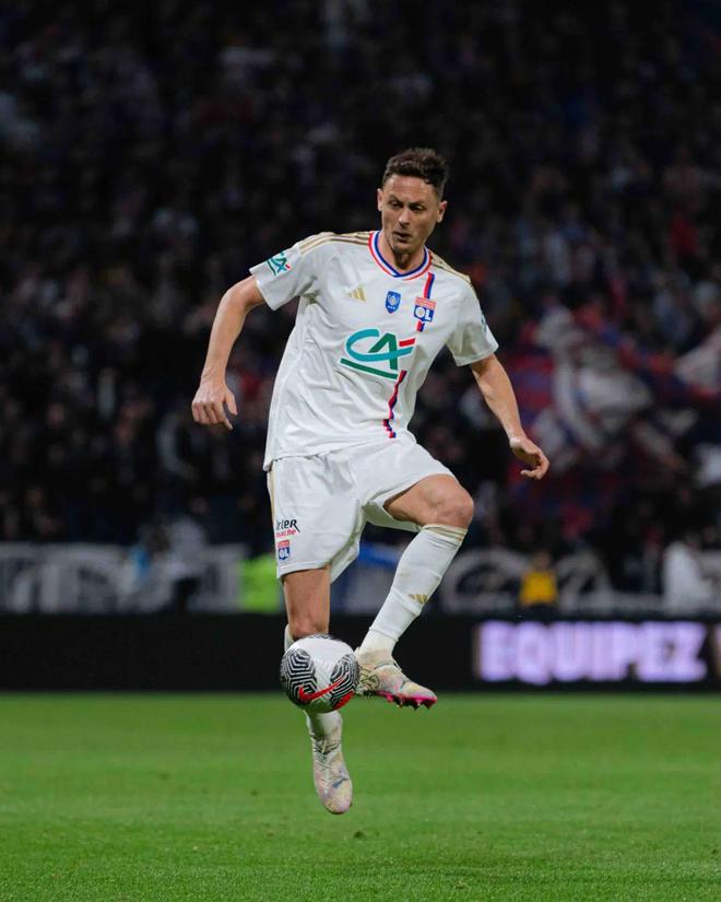 包含托特纳姆迎法国杯关键赛，国际比赛日远射贴柱，管理层满意，阵容厚度经受考验的词条-爱游戏网站