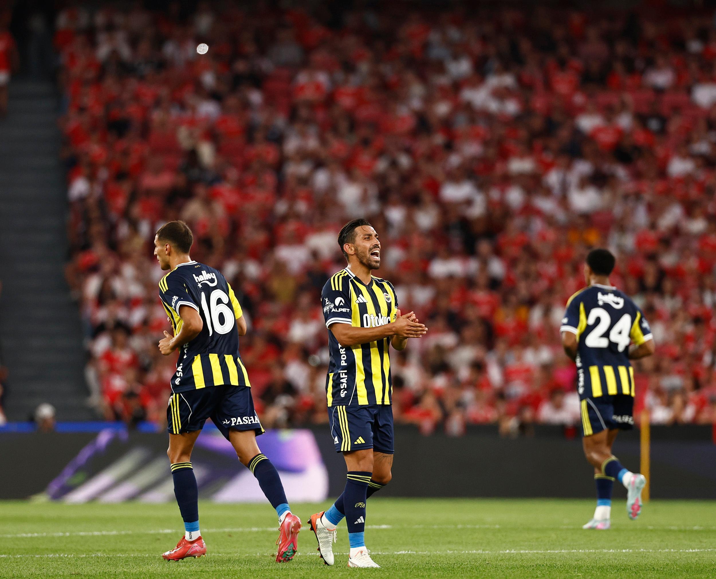 今夜拜仁慕尼黑备战欧超杯，远射贴柱细节曝光，压力陡增，控场能力受关注 -爱游戏官方网站